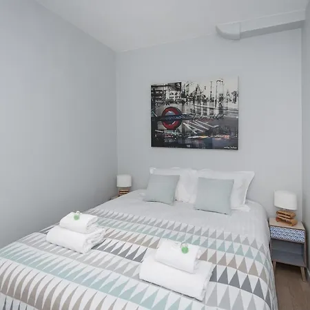 Pick A Flat - Studio Place Des Vosges / Beaumarchais *